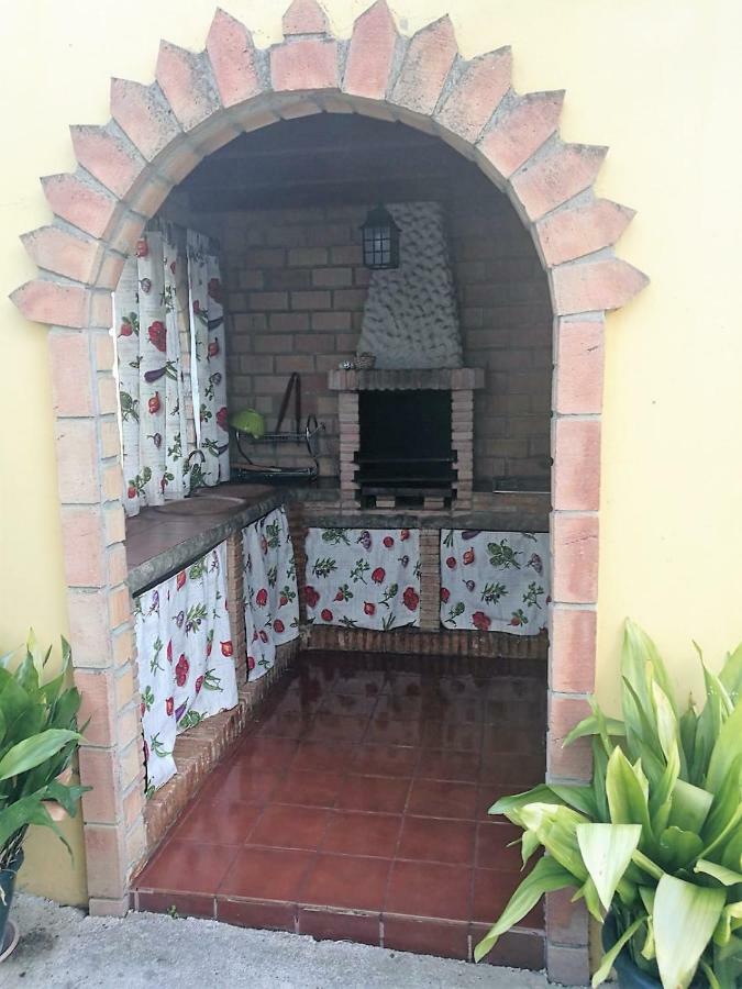 Gasthaus Casa El Pino Cortes de la Frontera Exterior foto